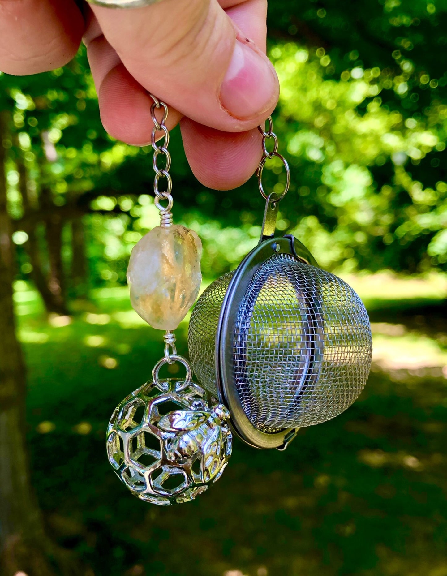 Honey Bee Charmed Tea Infuser with Honey Calcite Stone